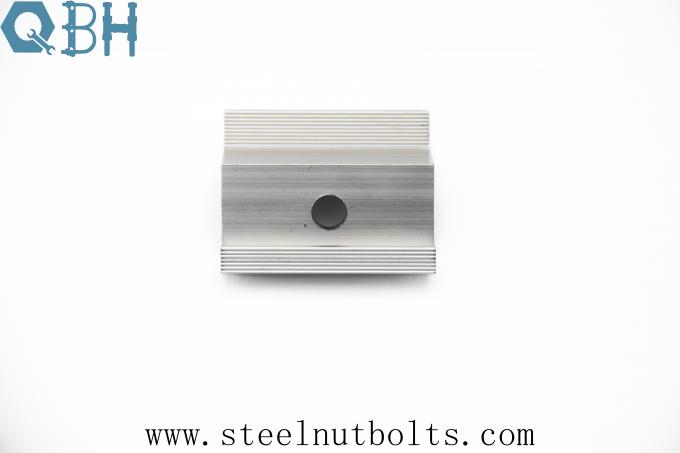Braçadeira de alumínio resistente da extremidade do painel solar da oxidação 6005-T5 SUS304 4
